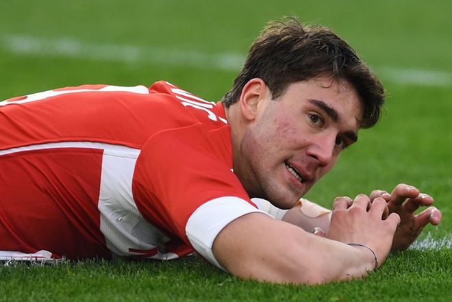 劲旅形成良 劲旅形成良