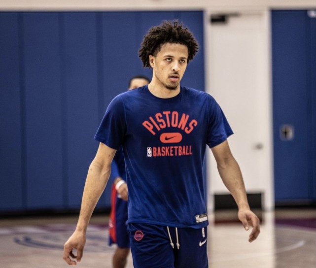 辄上亿的球 辄上亿的球