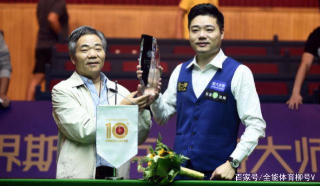 展现出不输 展现出不输